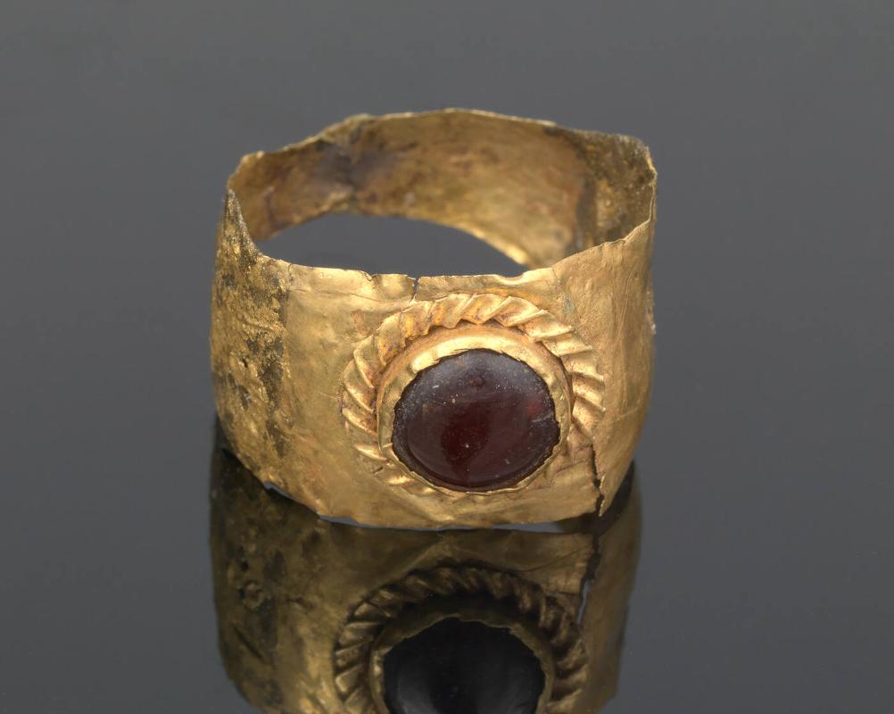 Thin-banded Ring with Red Stone