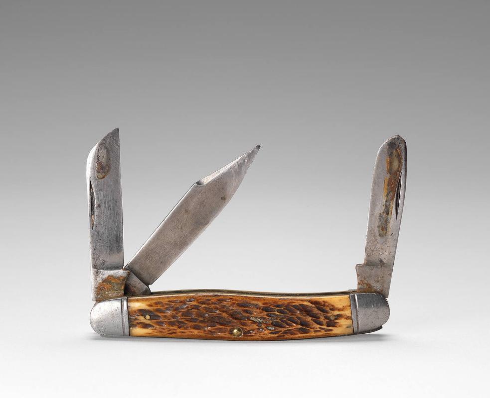 Charles Prendergast pen knife found inside cedar cigar box