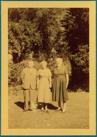 Eugénie Prendergast and various individuals at her Wilton Terrace home; Eugénie Prendergast with Van Wyck and Gladys Brooks