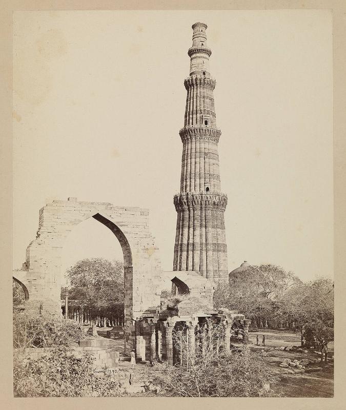 The Kutub [Qutb] Minar and Great Arch, Delhi