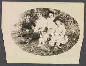 Four women and a dog (Eugénie Vankemmel is second on left)