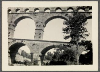 Eugénie and Charles Prendergast 1927 tour of France and Monaco; Nimes, Le Pont du Gard