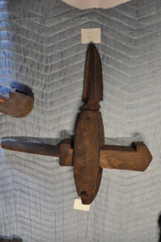 Door Lock with abstract ancestral figure (Nommo)