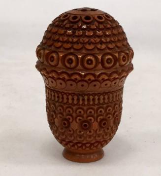 Pepper pot with lid