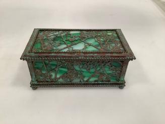 Jewelry box